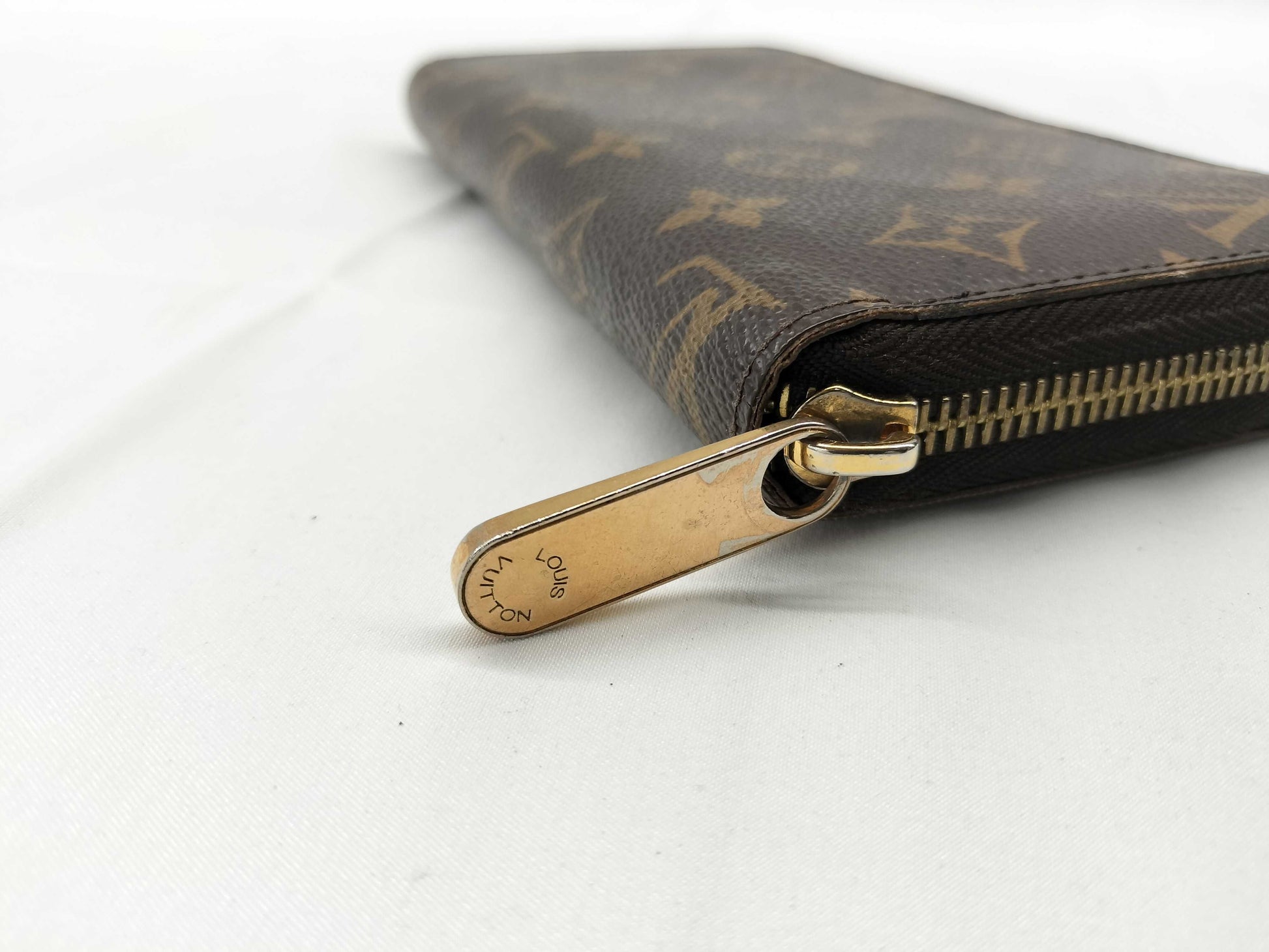 LOUIS VUITTON Monogram Zippy Wallet Monogram Wallet