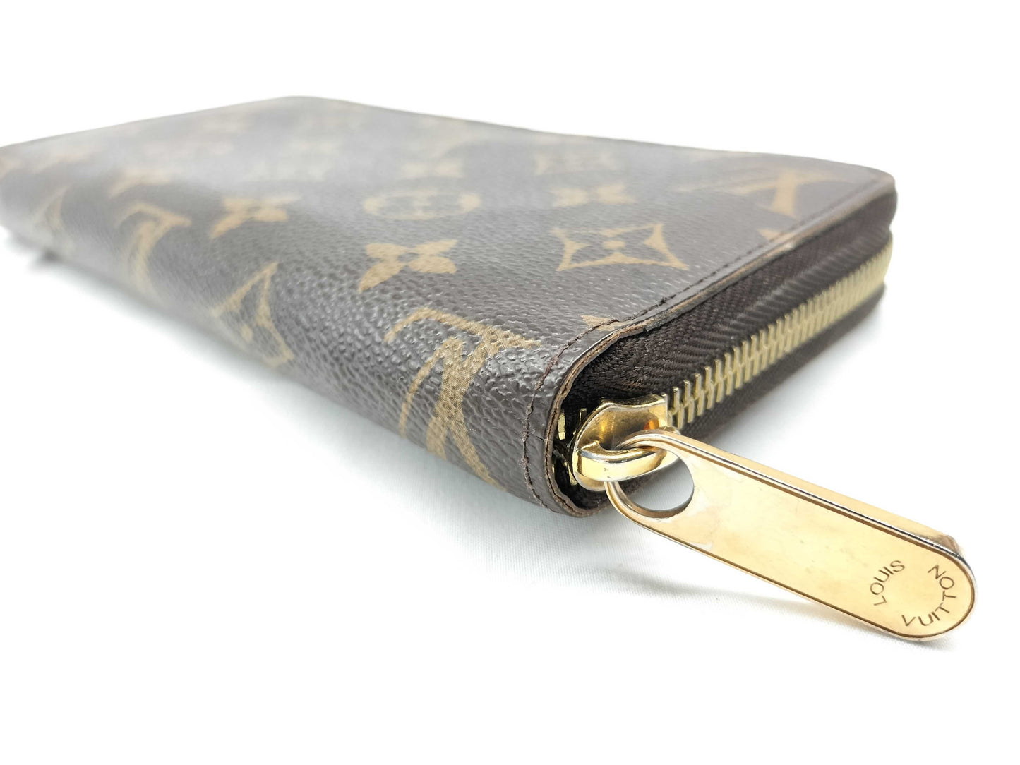 LOUIS VUITTON Monogram Zippy Wallet Monogram Wallet