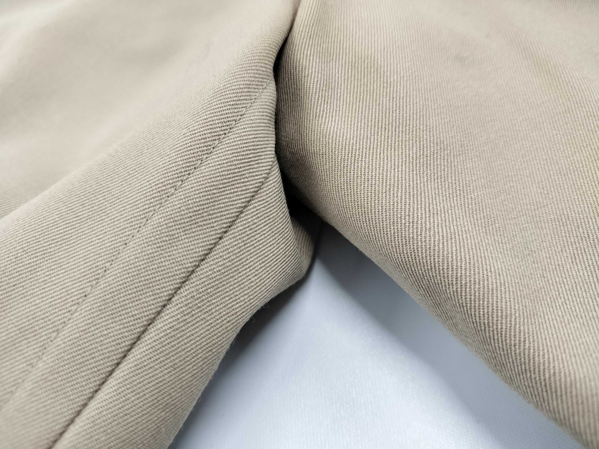 BURBERRY Trench Coat