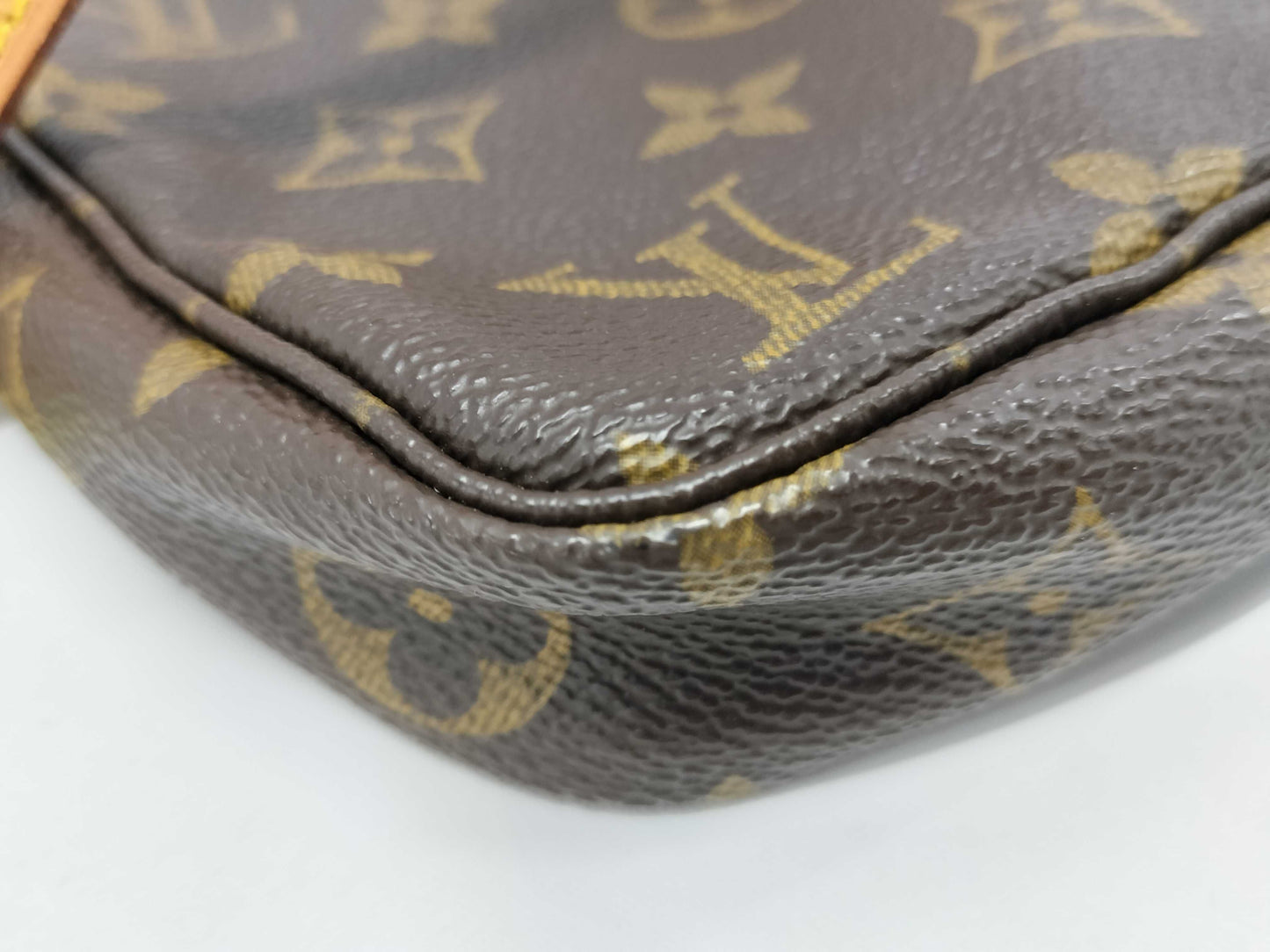 LOUIS VUITTON Monogram Pochette Accessoir Shoulder Bag