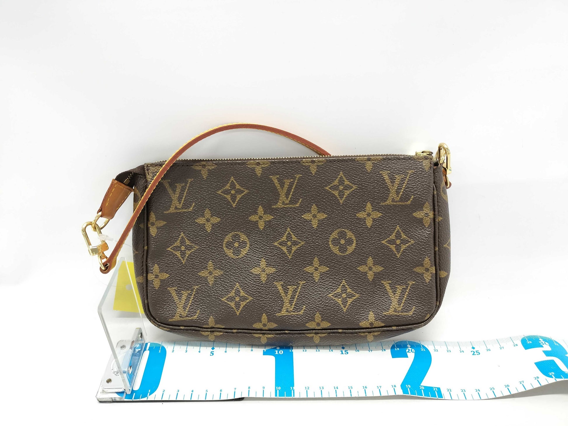 LOUIS VUITTON Monogram Pochette Accessoir Shoulder Bag