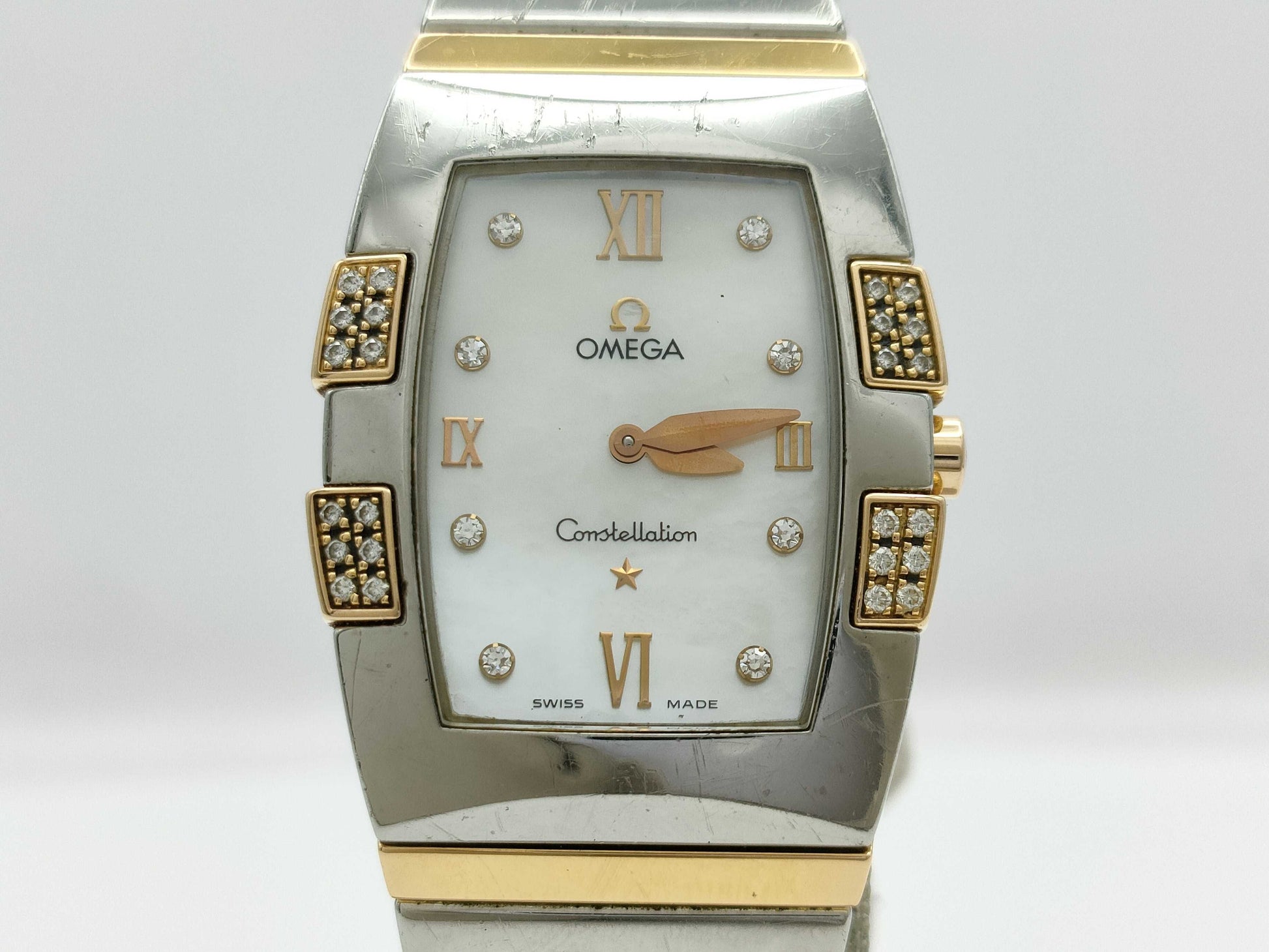 OMEGA Quadrella 1286.75 59325034 Quartz Shell Dial Women's Watch
