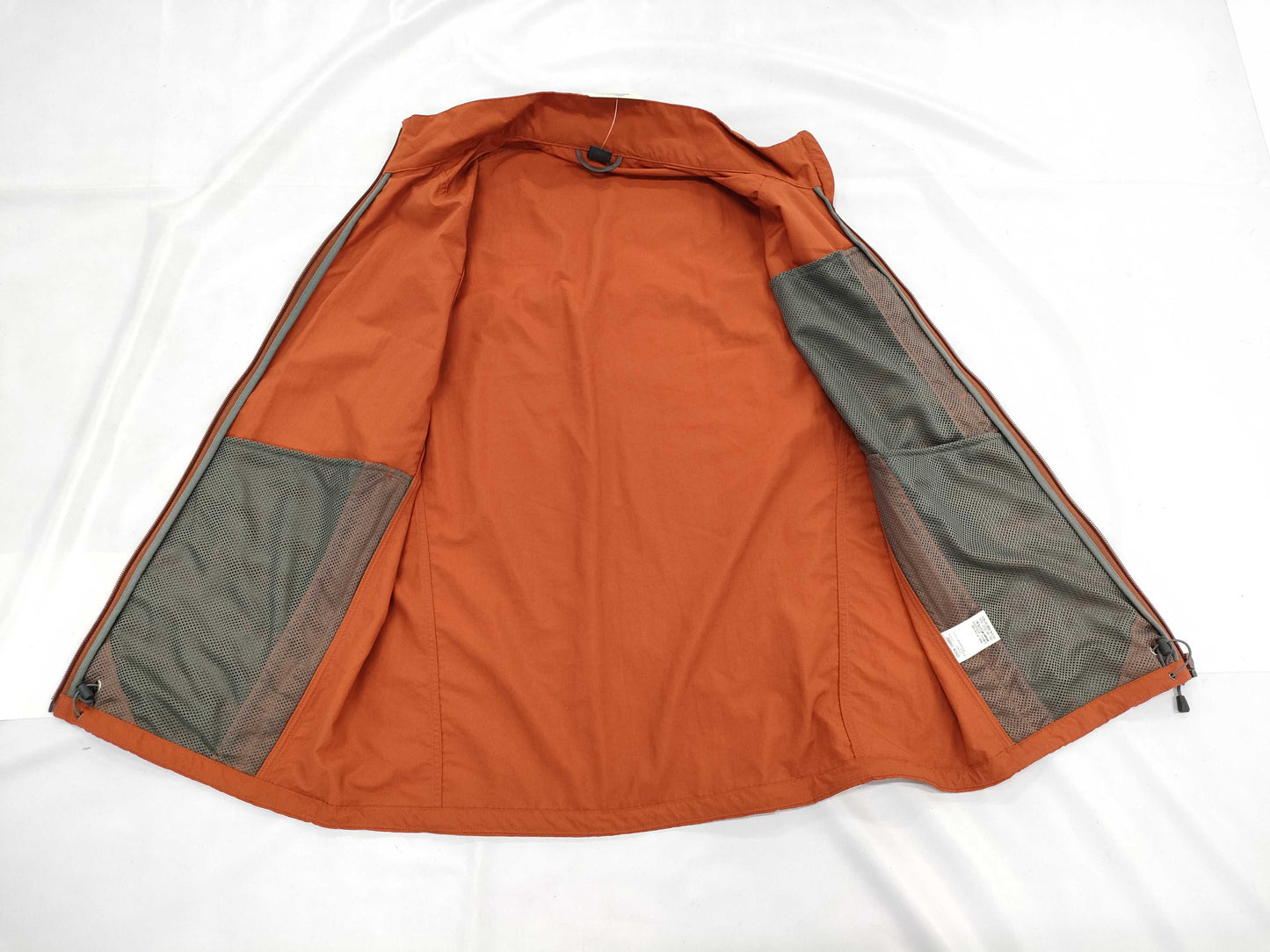 Montbell O.D. Vest 1103253 with tag