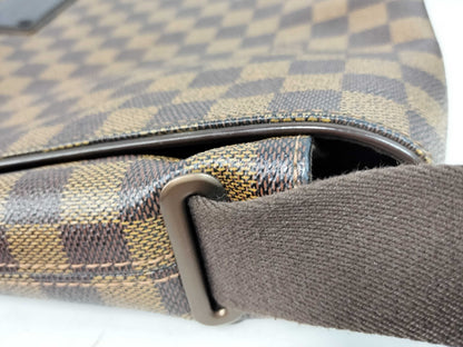 LOUIS VUITTON Damier N51212 Brooklyn GM Shoulder Bag