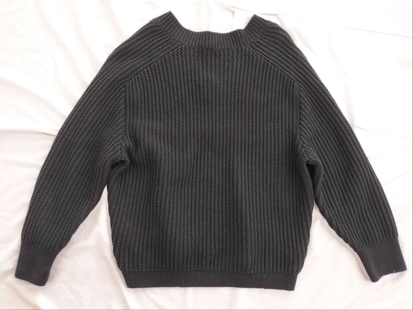 LOUIS VUITTON V-neck sweater Other apparel