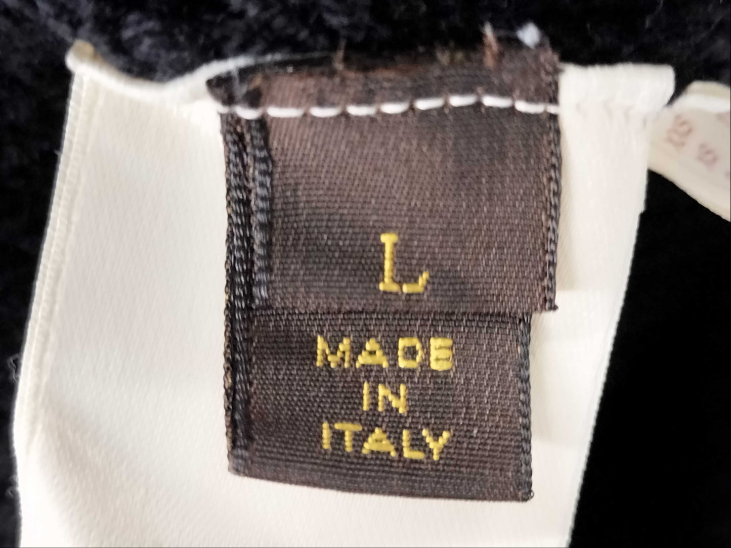 LOUIS VUITTON V-neck sweater Other apparel