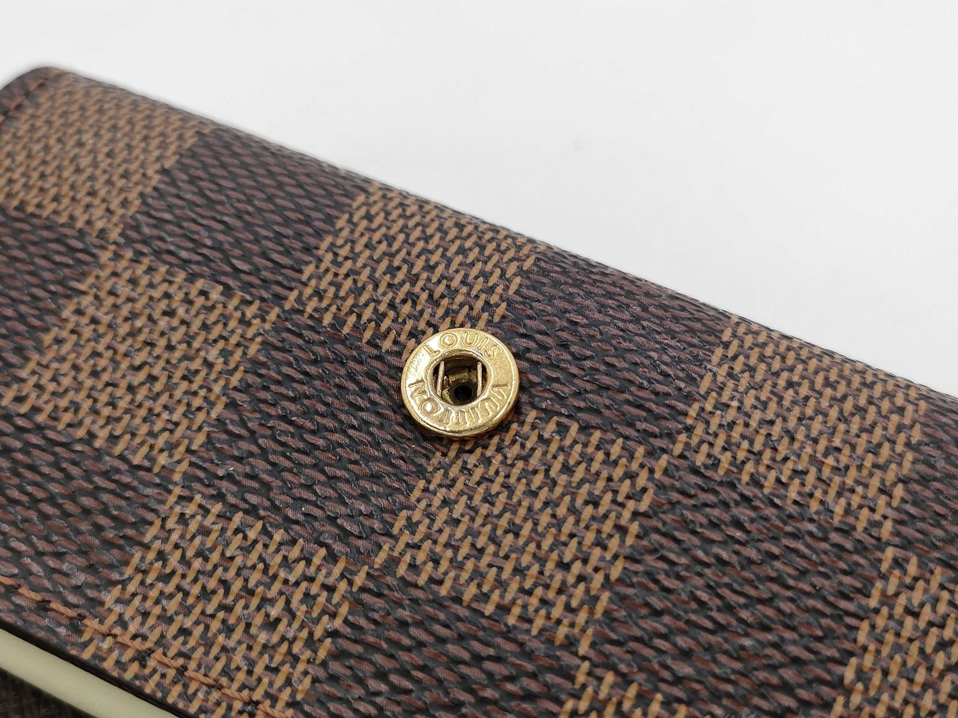 LOUIS VUITTON Damier N62631 Murticre 4 Keycase & Keychain