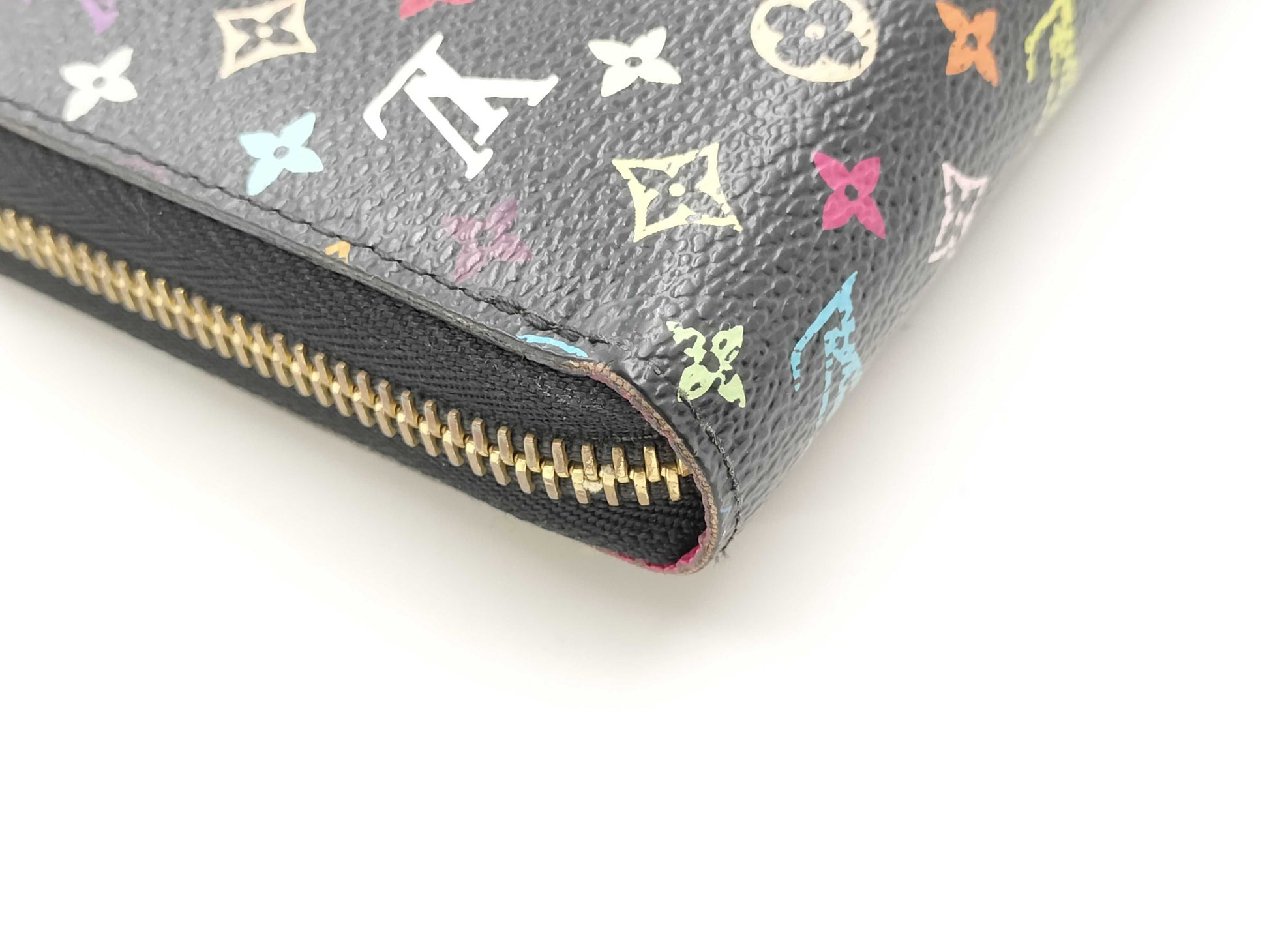 LOUIS VUITTON Zippy Wallet