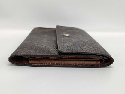 LOUIS VUITTON Monogram Tri-Fold Wallet Wallet