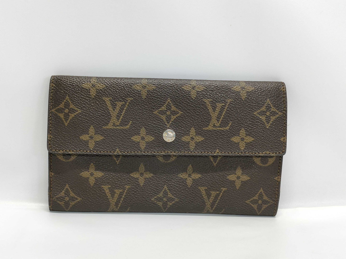 LOUIS VUITTON Monogram Tri-Fold Wallet Wallet