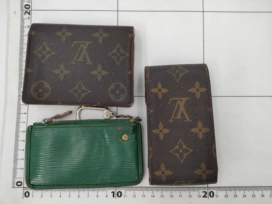 LOUIS VUITTON Epi Pochette Cle / Card Case / Cigarette Case Including 3 Other Accessories