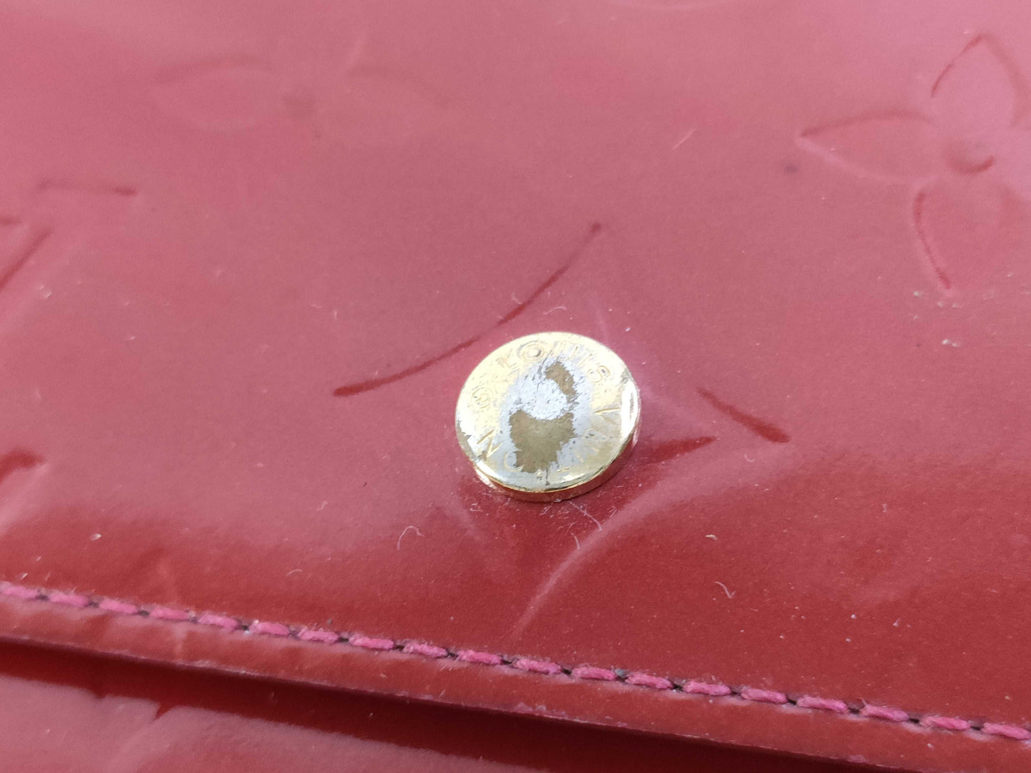 LOUIS VUITTON Epi/Vernis Round Wallet 