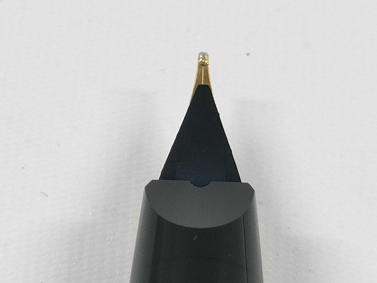 Montblanc Classic 585 Pen