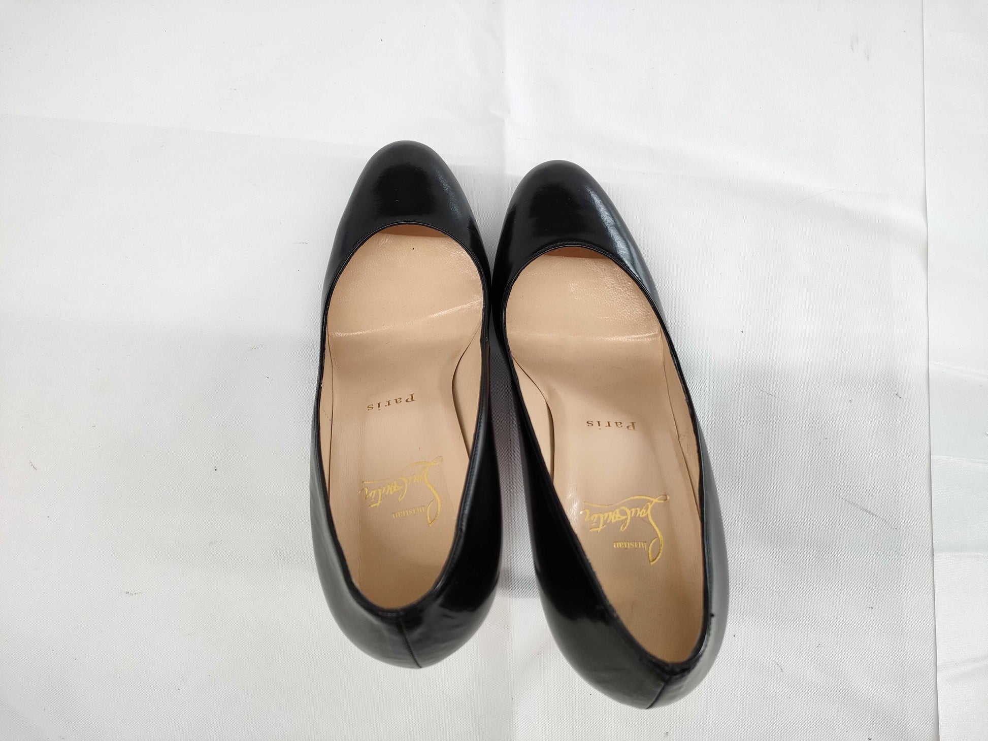 Christian Louboutin Enamel Leather Stiletto Heel Pumps