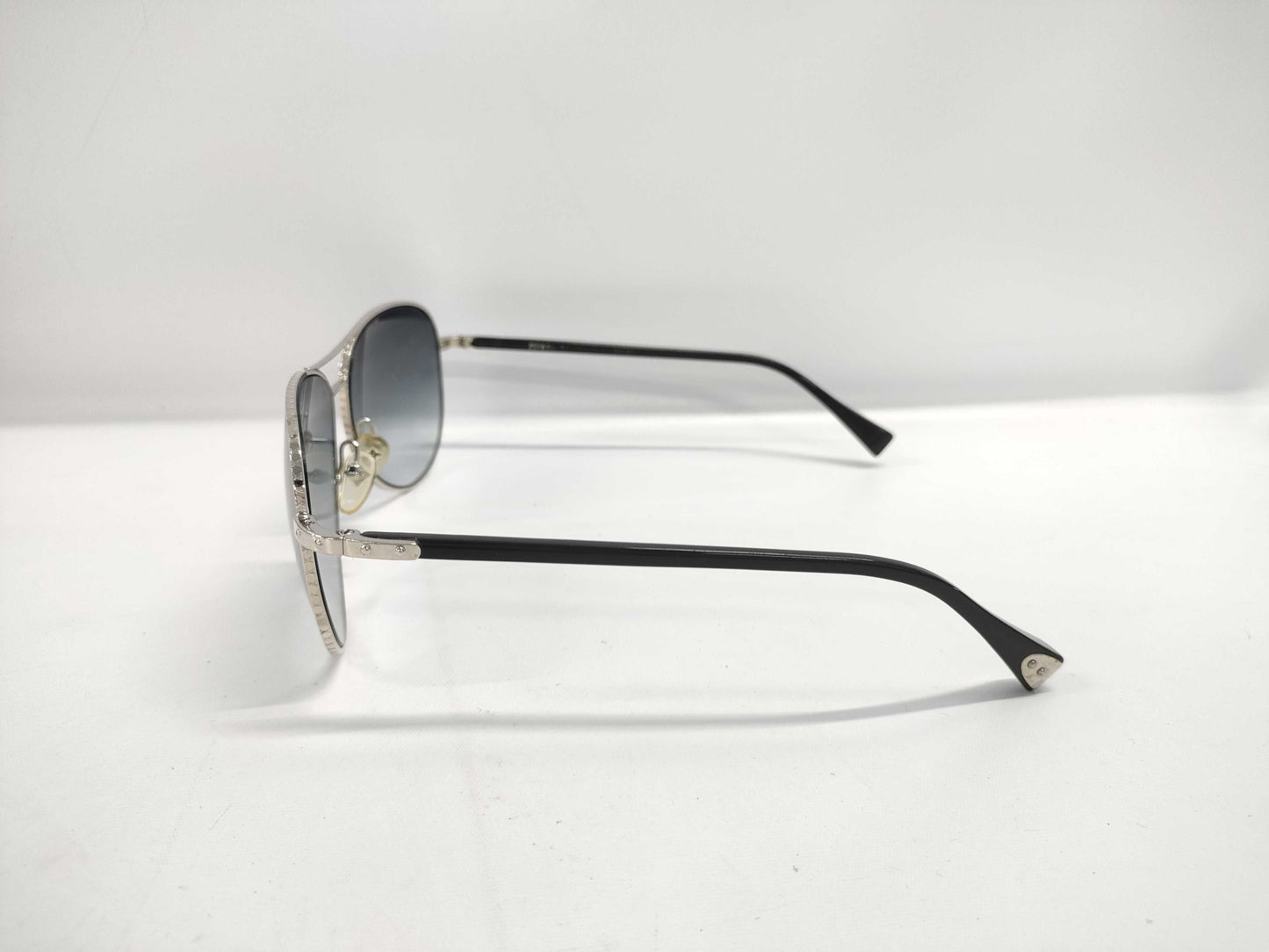 LOUIS VUITTON Z0165U Teardrop Conspiracy Sunglasses