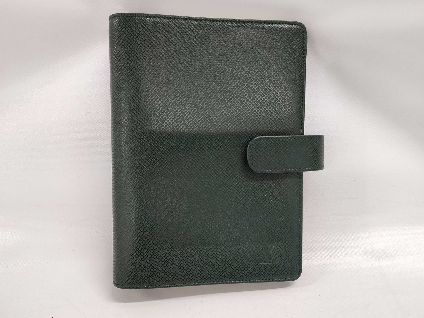LOUIS VUITTON Taiga Agenda PM Notebook Cover