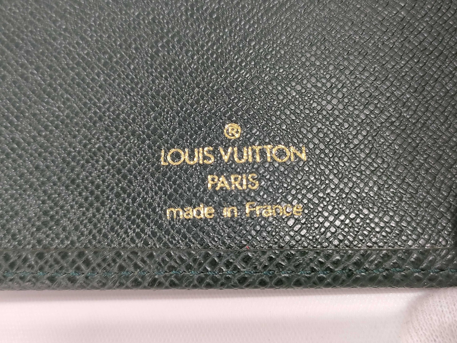 LOUIS VUITTON Taiga Agenda PM Notebook Cover