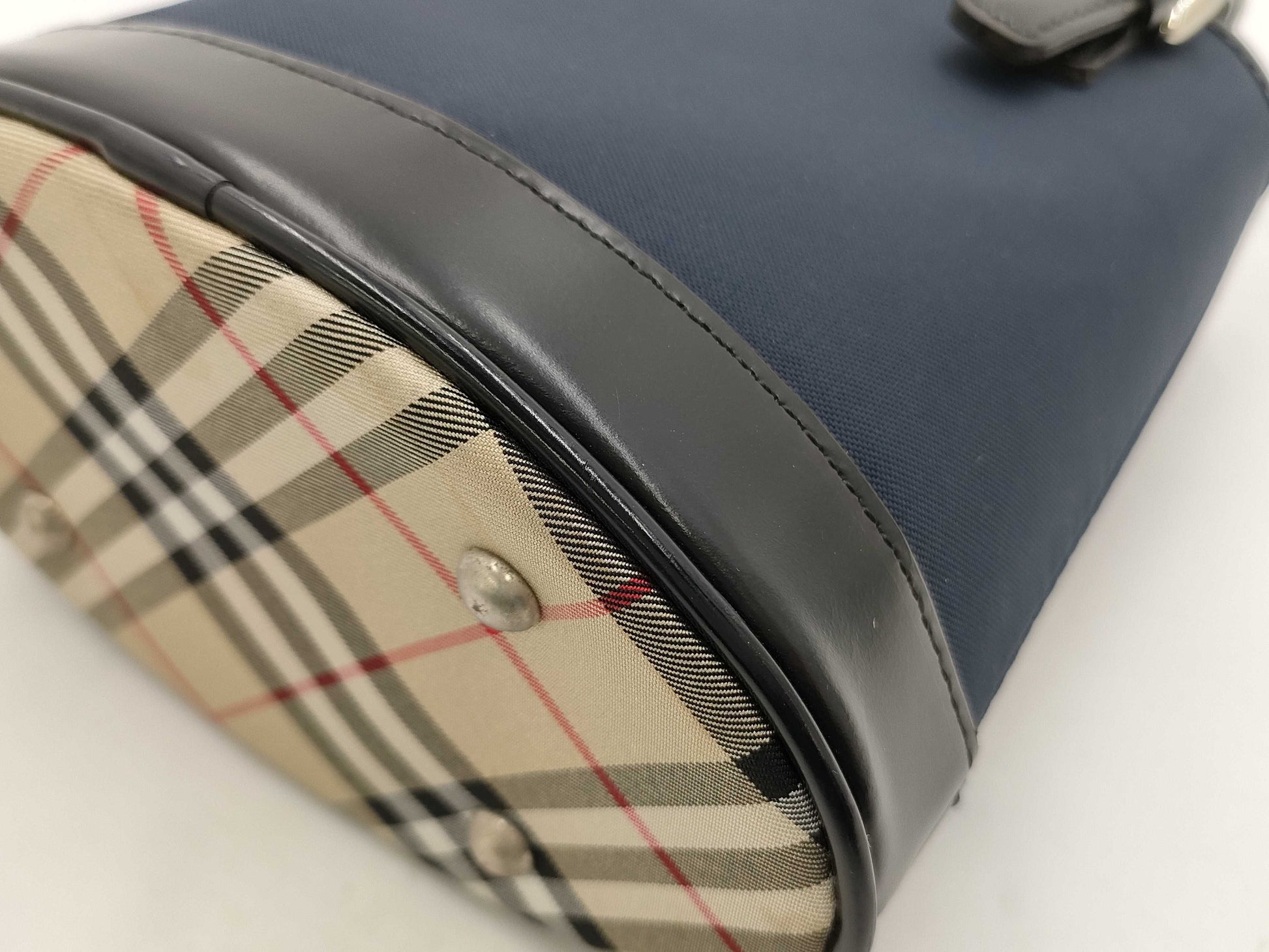 Burberrys Bucket Mini Handbag Handbag