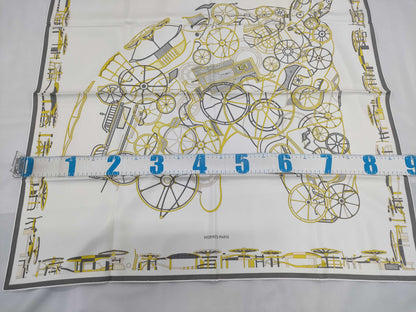 HERMES Carre Scarf