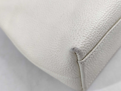 Yves Saint Laurent Leather Handbag