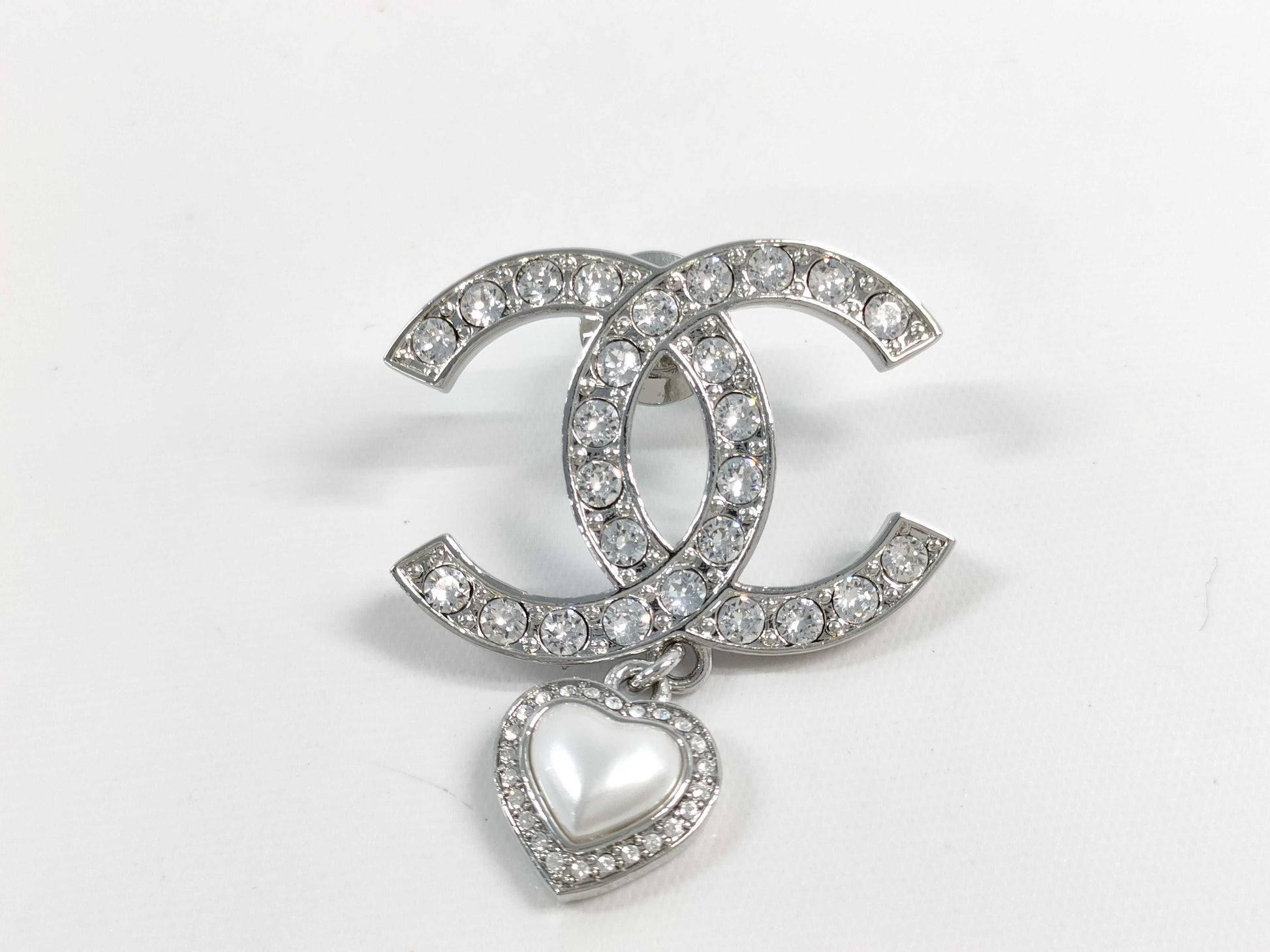 CHANEL B23 B Coco Rhinestone Heart Pin Brooch