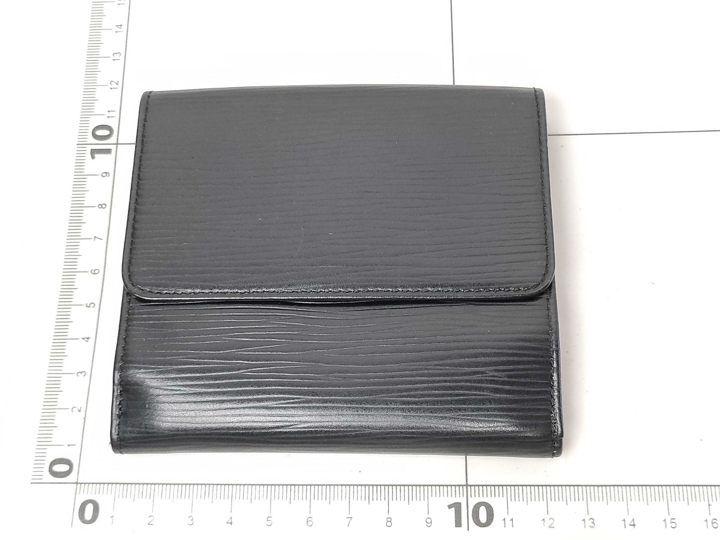 LOUIS VUITTON Epi Double Hook Wallet