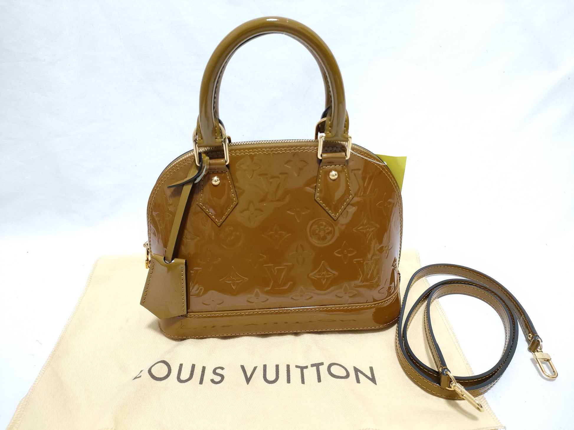 LOUIS VUITTON Vernis Alma BB Handbag