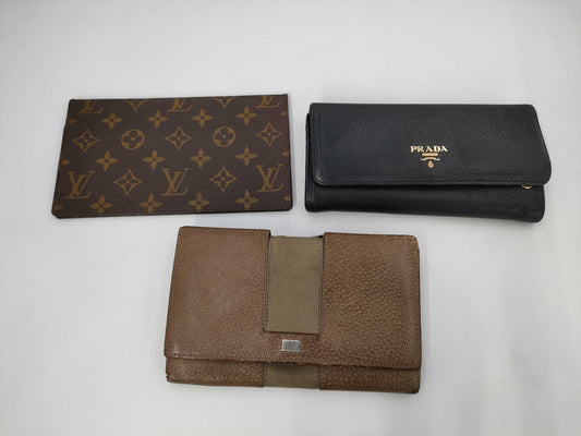 PRADA Louis Vuitton/Prada wallet set