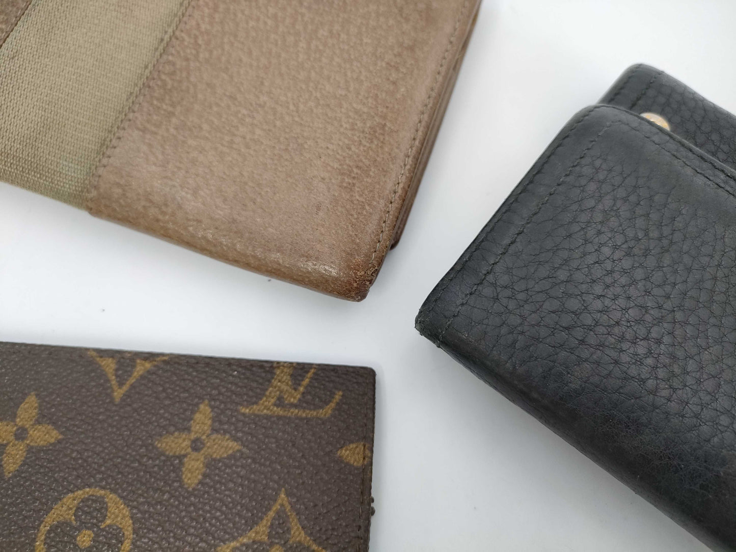 PRADA Louis Vuitton/Prada wallet set