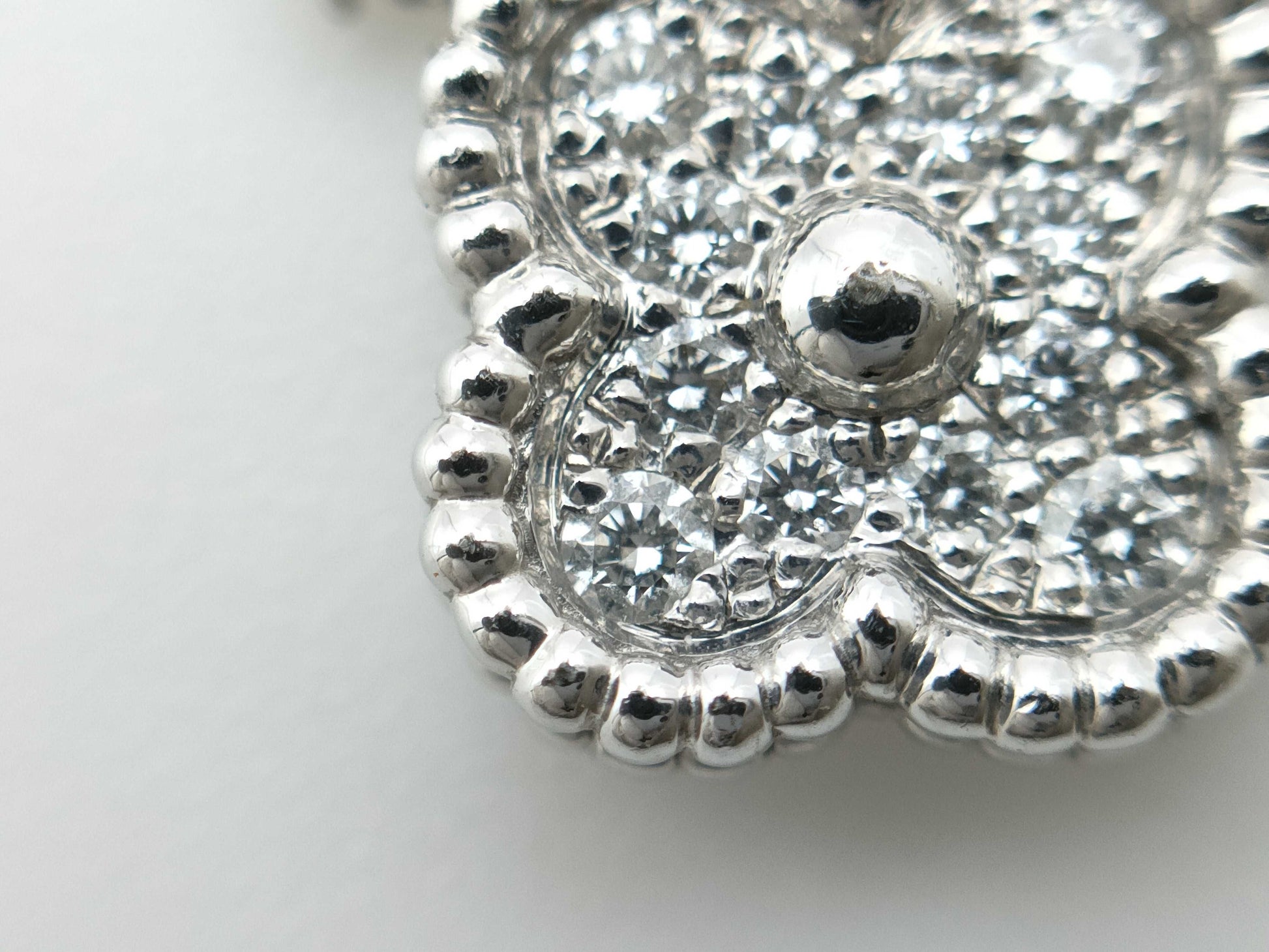 Van Cleef & Arpels Sweet Alhambra Diamond Necklace in WG Au750, 3.4g 