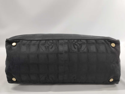 CHANEL Tote Tote Bag