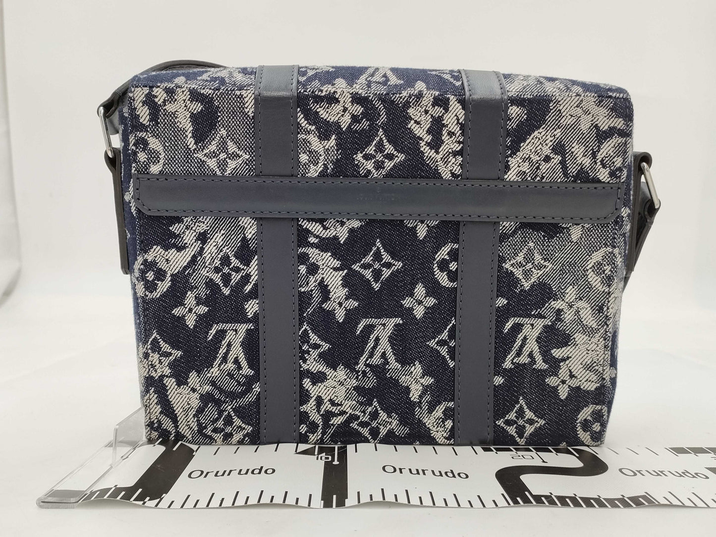 LOUIS VUITTON Monogram M57282 Tapestry Shoulder Bag