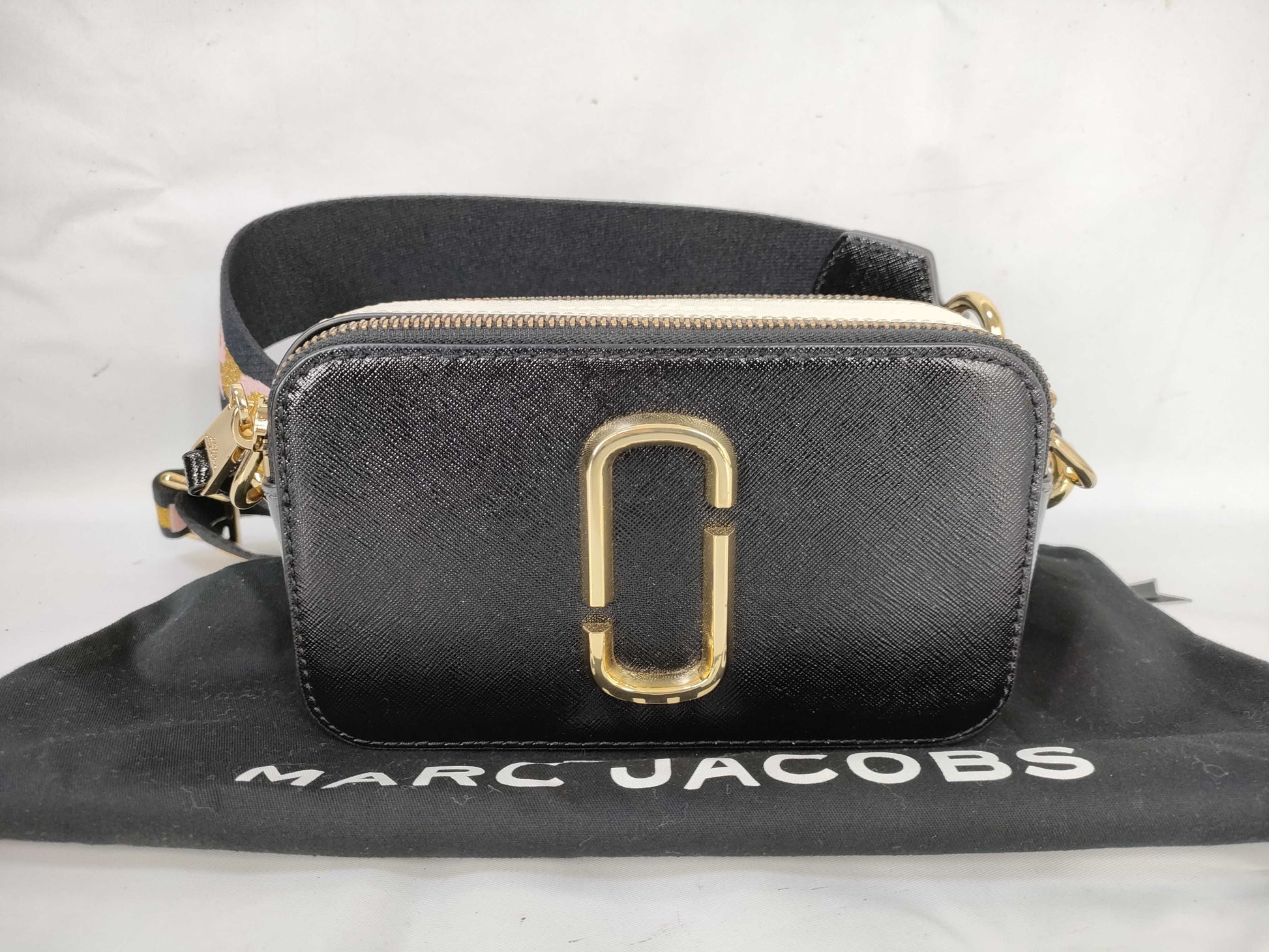 MARC JACOBS The Snapshot Black/White Leather Shoulder Bag
