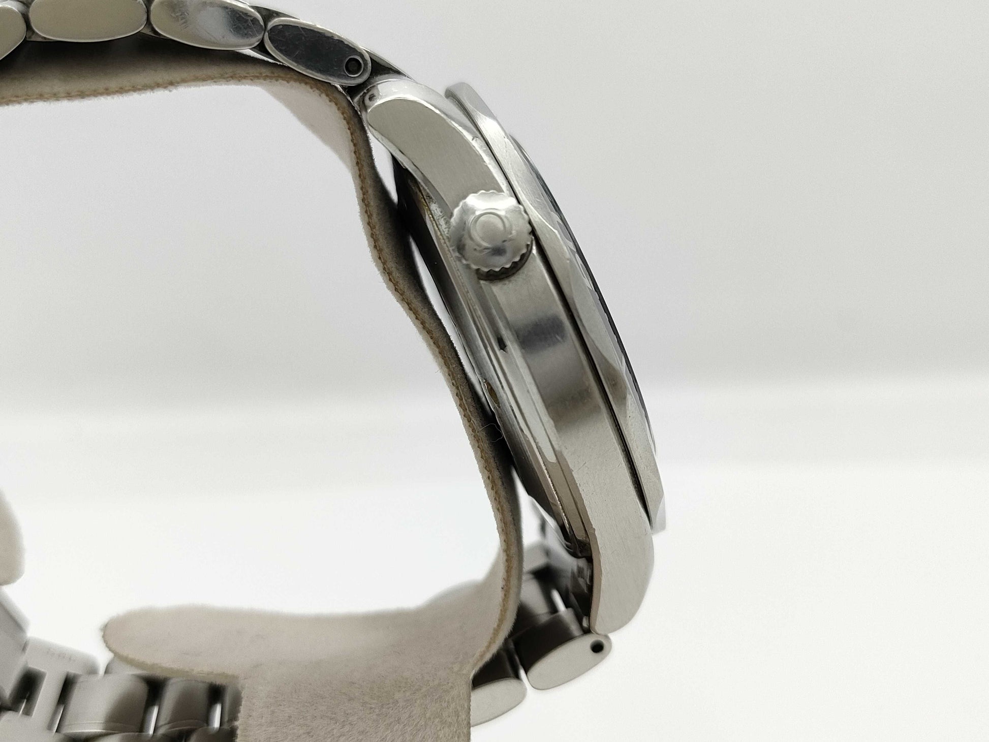 OMEGA 2264.50 58054344 Black Dial Quartz Men's Watch