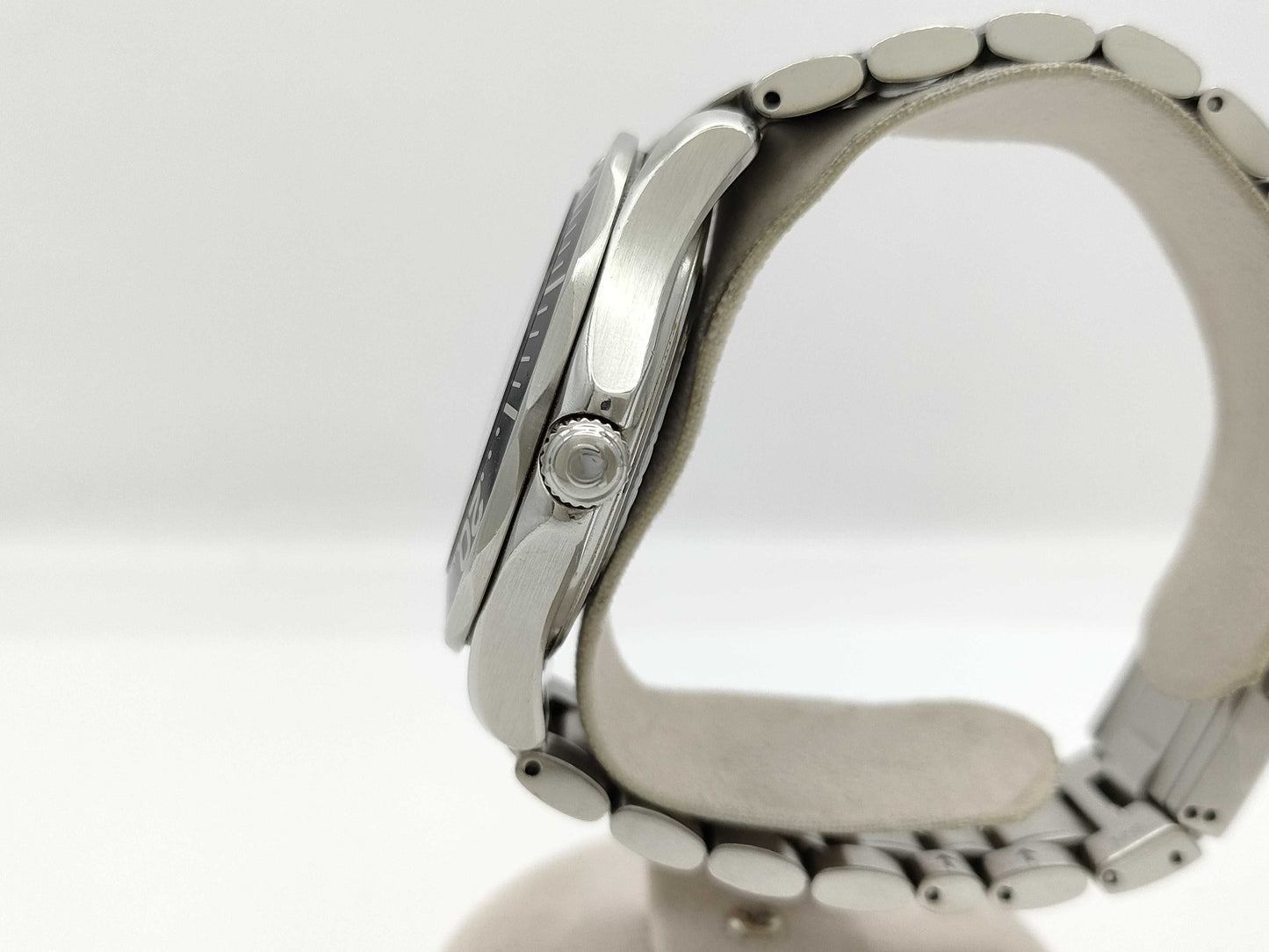 OMEGA 2264.50 58054344 Black Dial Quartz Men's Watch