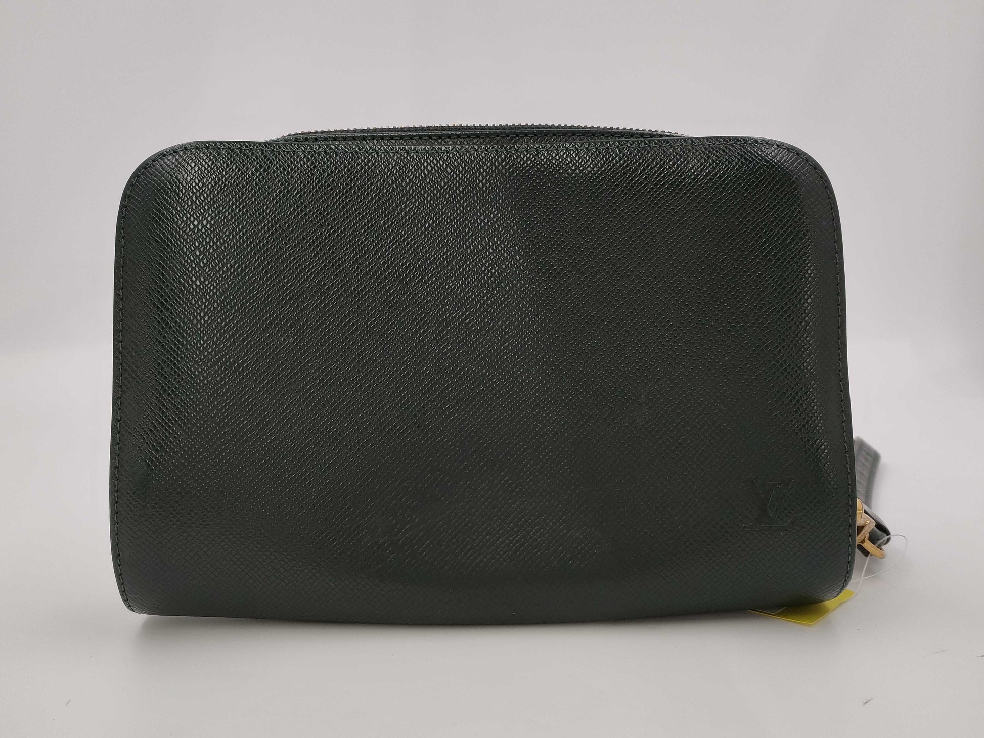 LOUIS VUITTON Taiga Baikal M30182 Second Bag Second Bag