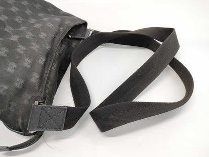 GUCCI GG Canvas Shoulder Bag