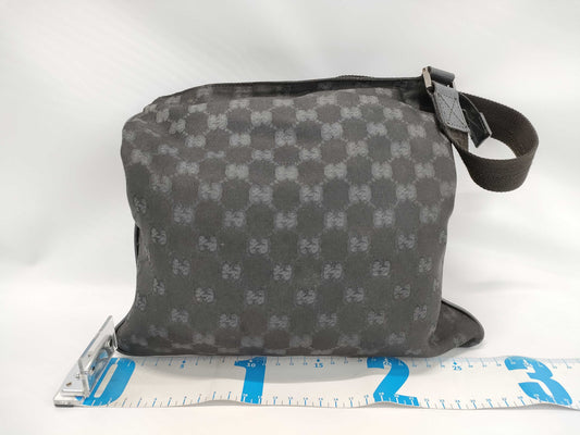GUCCI GG Canvas Shoulder Bag