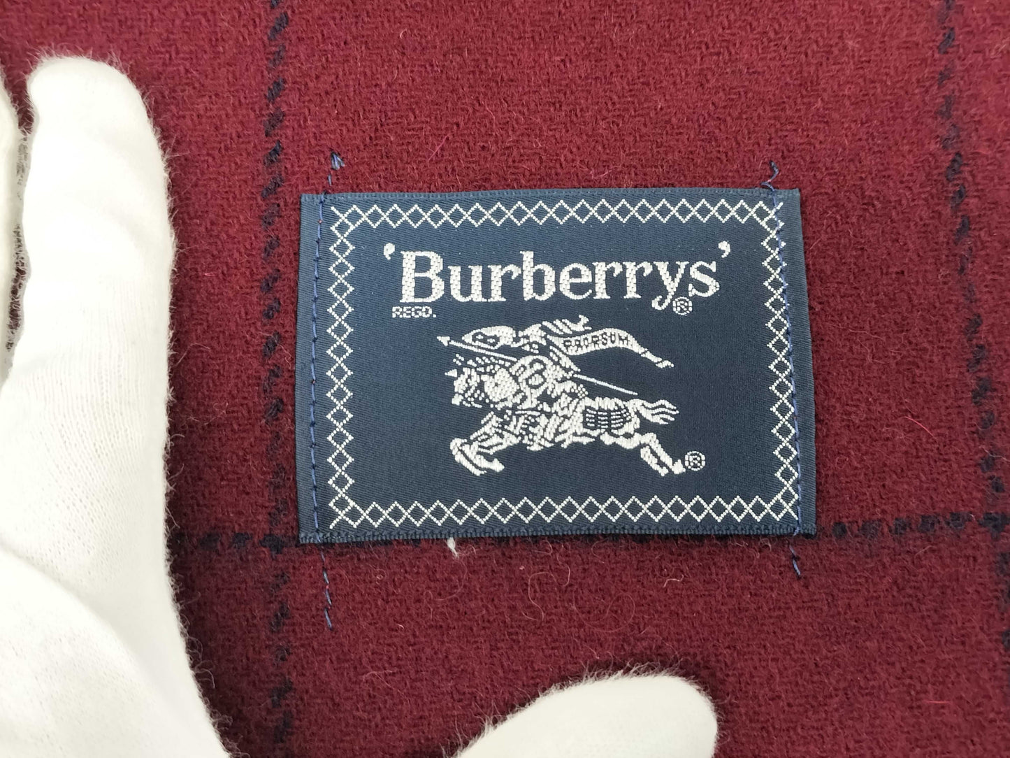 BURBERRY Check Scarf