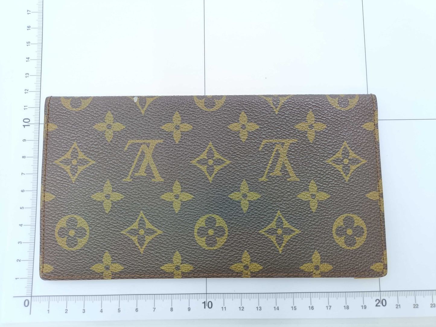 LOUIS VUITTON Monogram Wallet