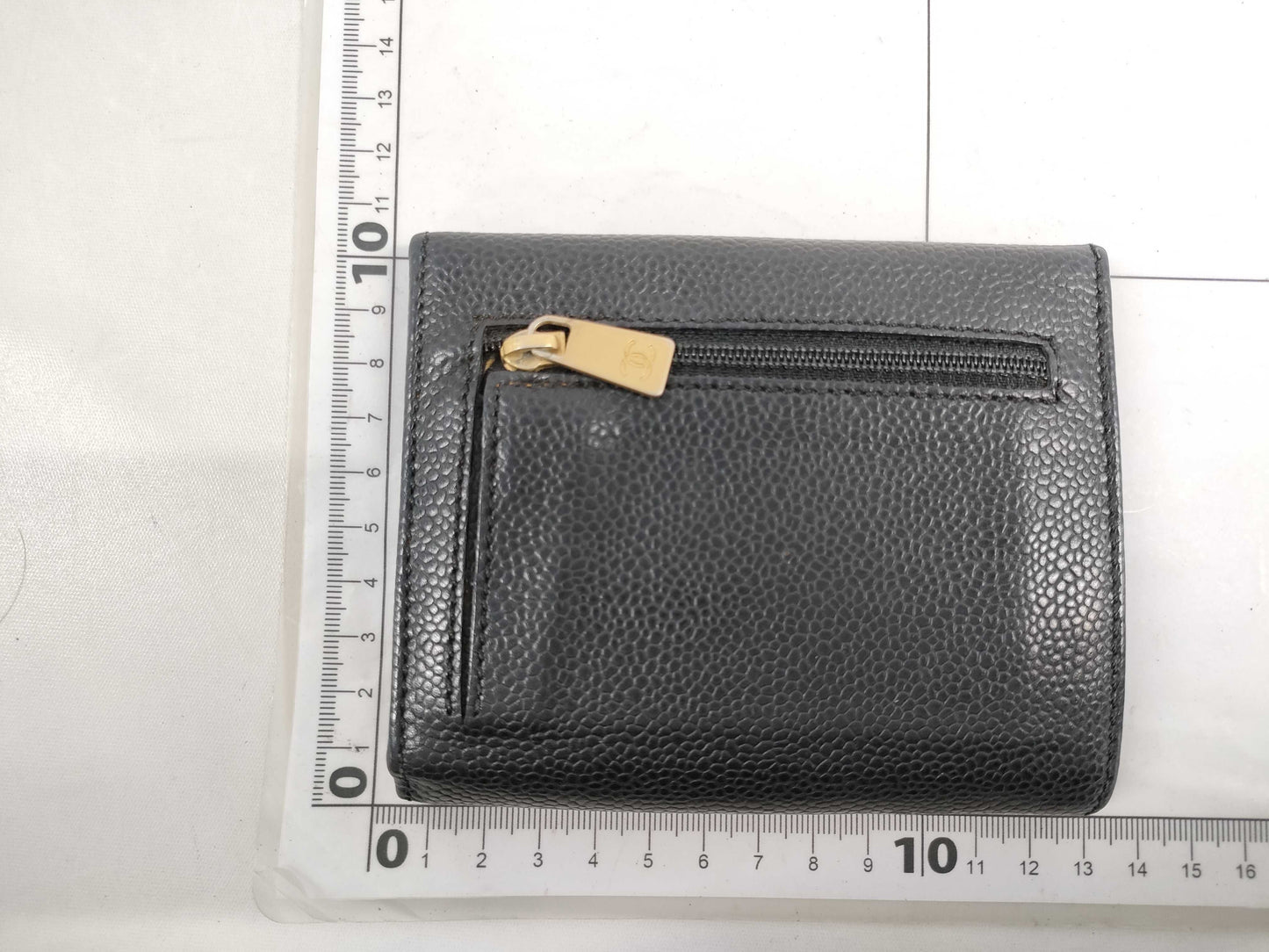 CHANEL Caviar Skin Coco Mark Bifold Wallet