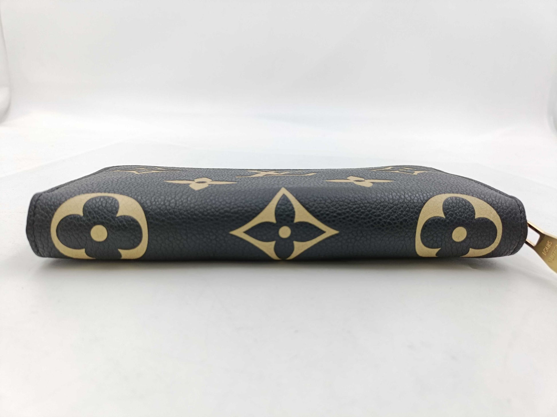 LOUIS VUITTON Empreinte Zippy Wallet RFID Verified Wallet