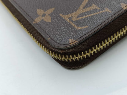 LOUIS VUITTON Monogram Zippy Wallet