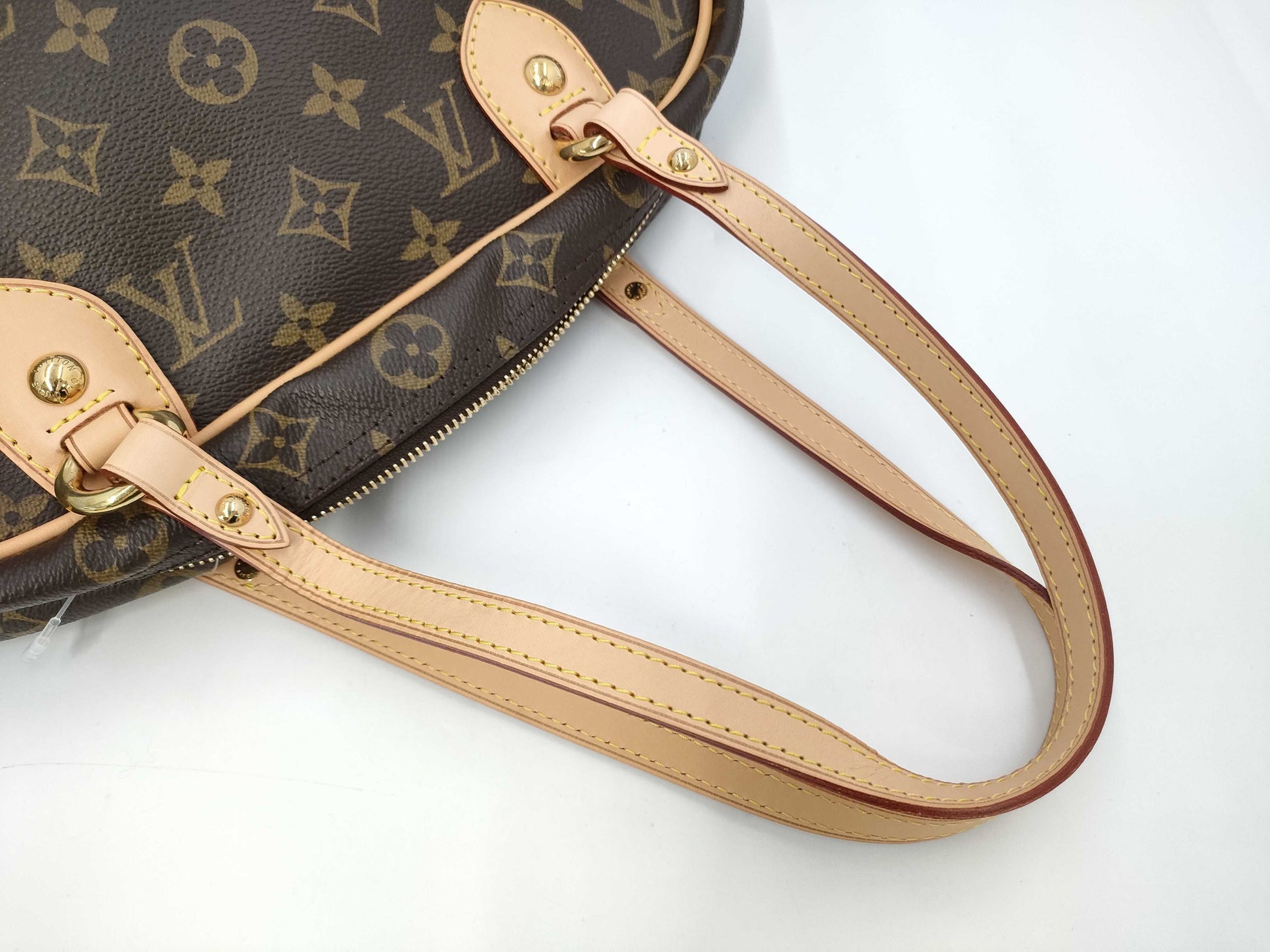 LOUIS VUITTON Monogram Montgreil GM Handbag