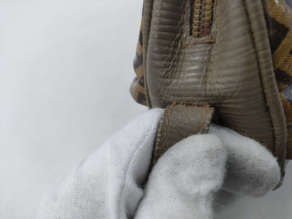 FENDI SAS enamel shoulder bag shoulder bag