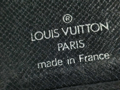 LOUIS VUITTON 2-piece wallet set