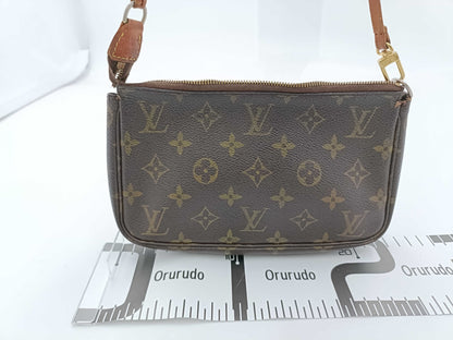 LOUIS VUITTON Monogram Pochette Accessoires Pouch