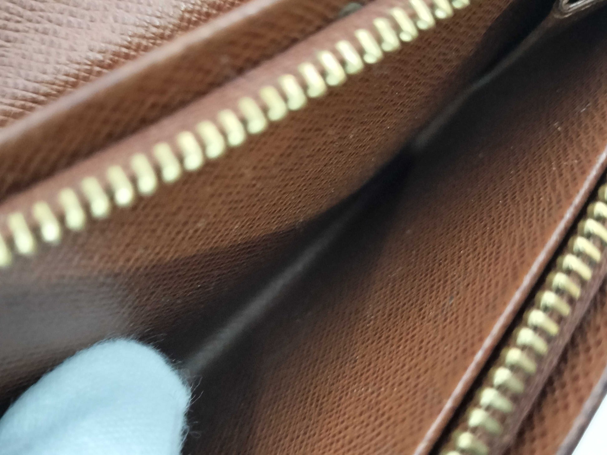 LOUIS VUITTON Wallet and Pass Case Set Wallet