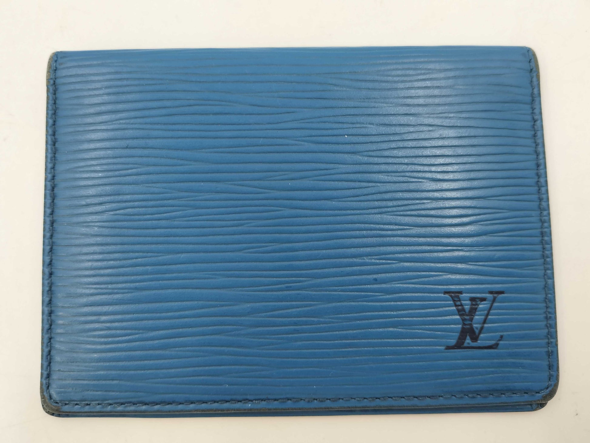 LOUIS VUITTON Epi Porte 2 Cult Vertical Card Case, Pass Case, Business Card Holder