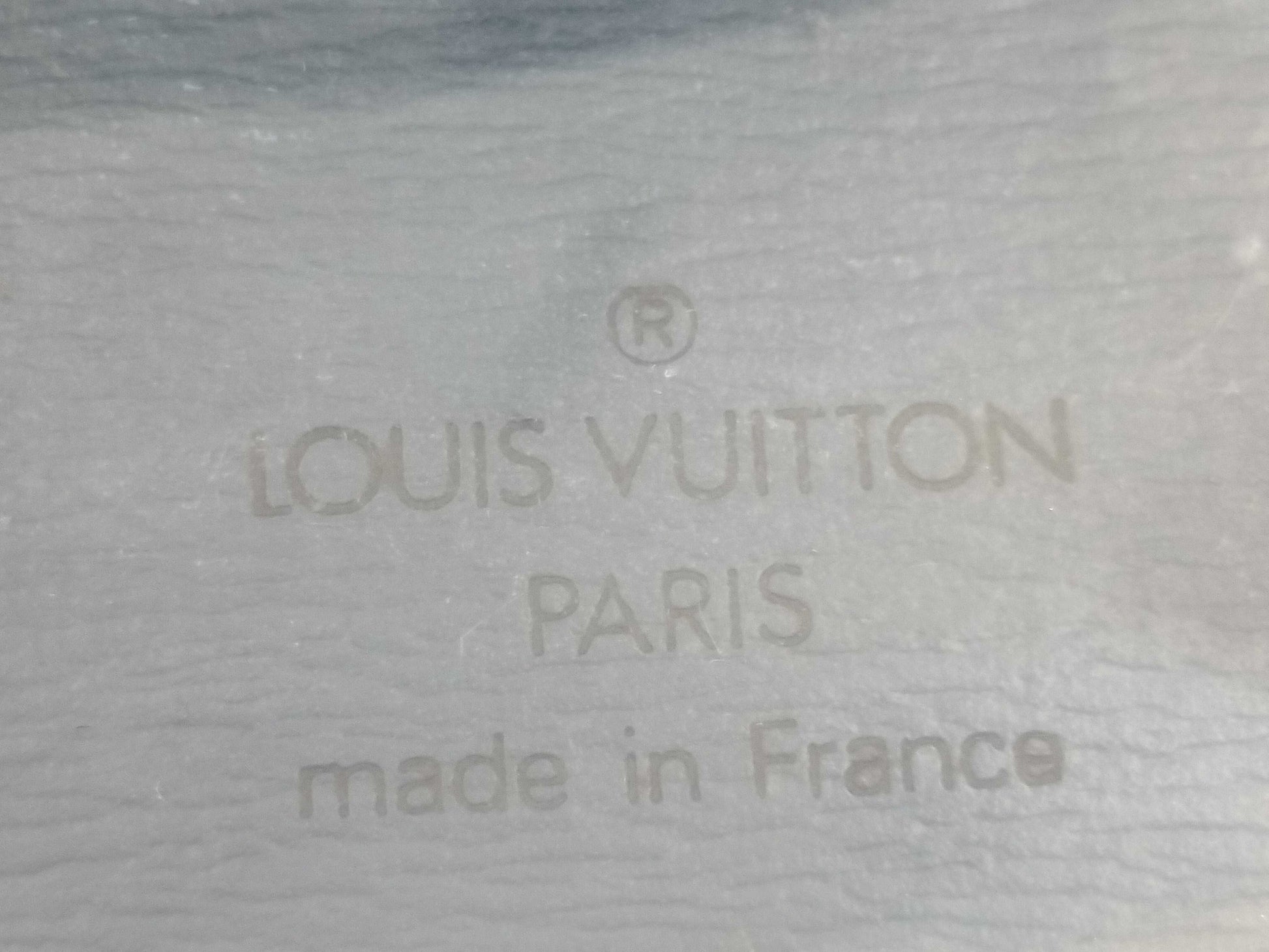 LOUIS VUITTON Epi Porte 2 Cult Vertical Card Case, Pass Case, Business Card Holder